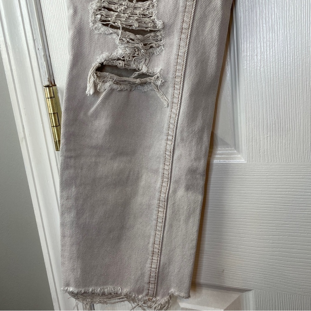BDG Urban Outfitters Beige Distressed High Rise Slim Straight Jeans 26 - Picture 16 of 16